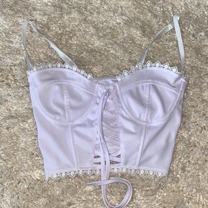 White cropped tank top size xs